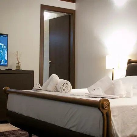 Hemeras Boutique House Pantheon Apartment